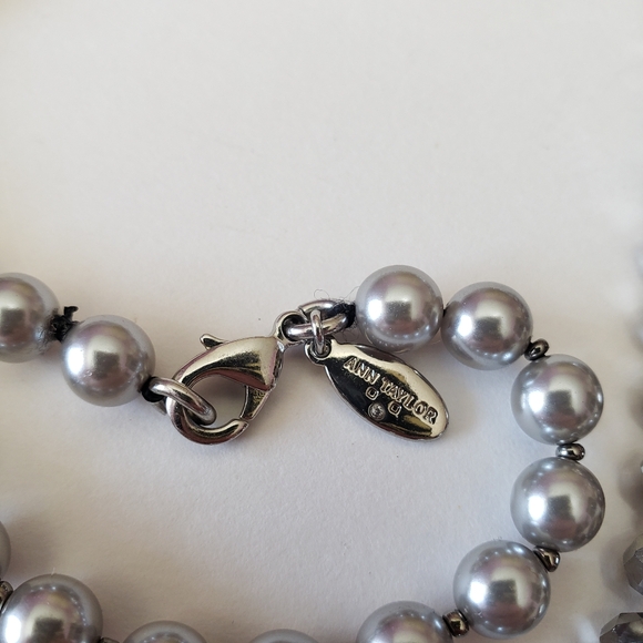 Ann Taylor Silver Tone Faux Pearl And Silver Tone Beaded Necklace - Picture 9 of 13